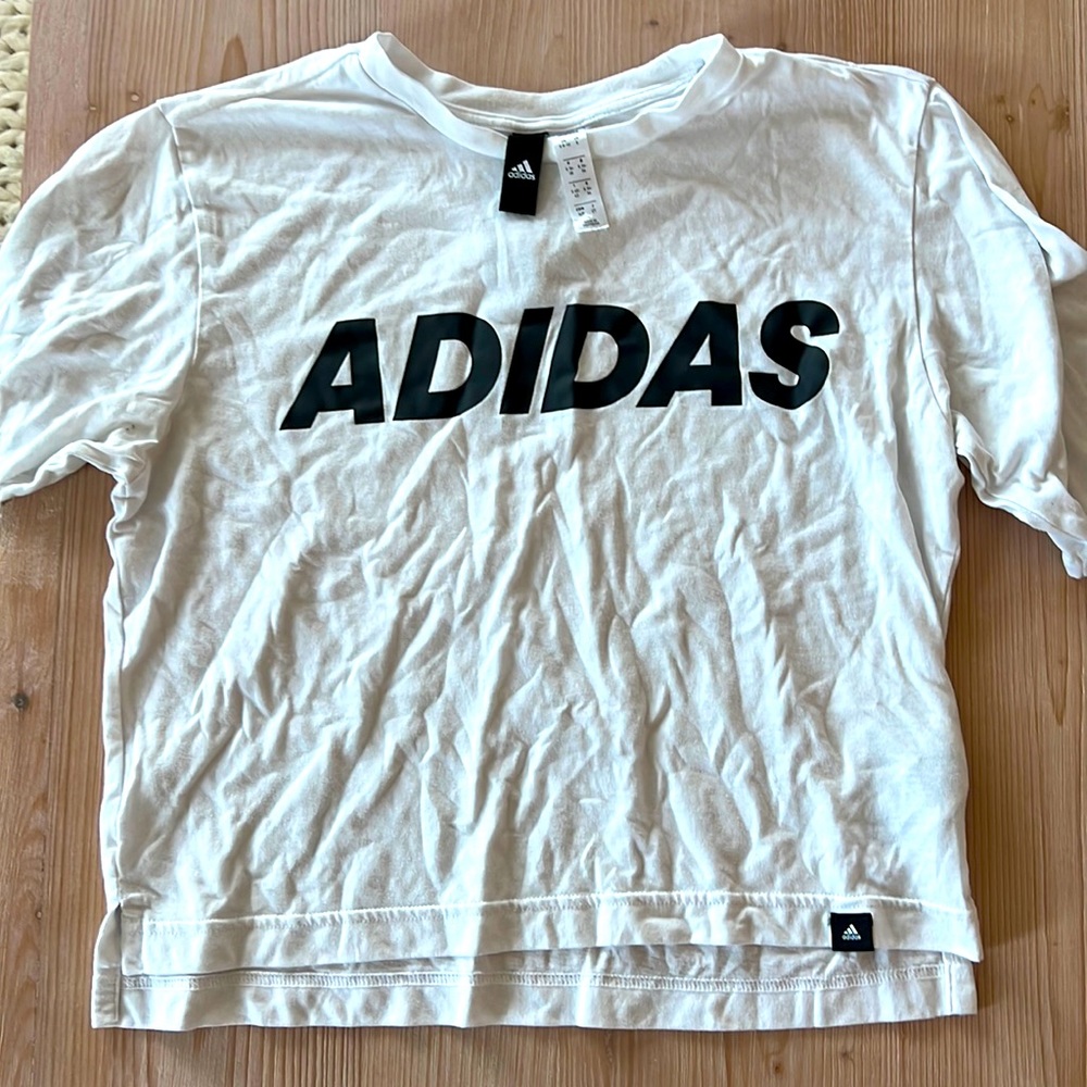 Adidas crop workout tee